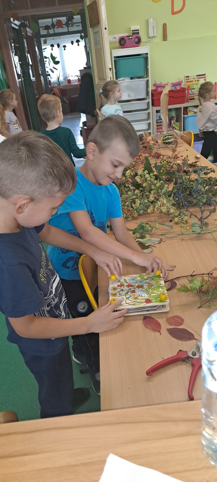 IMG-f38377a2bbaf02f05e1b9178a7dbd59f-V