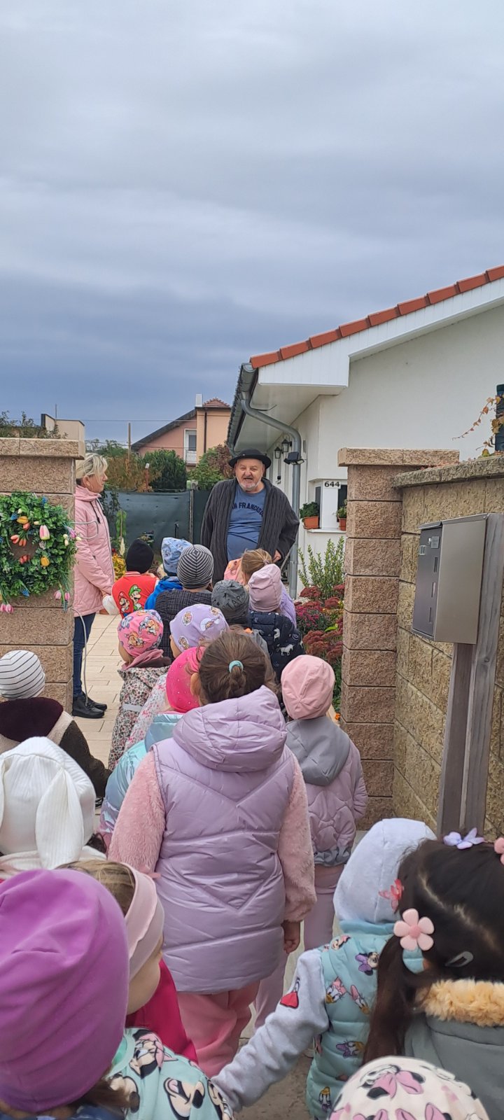 IMG-63ad42560738a5f42ef2010baf75094e-V