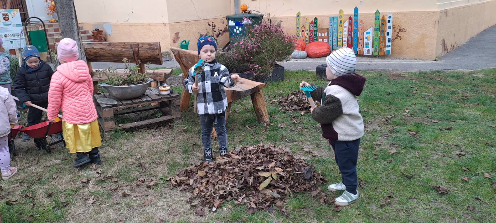 IMG-0f819b65b32772b47a0db98f6118424c-V