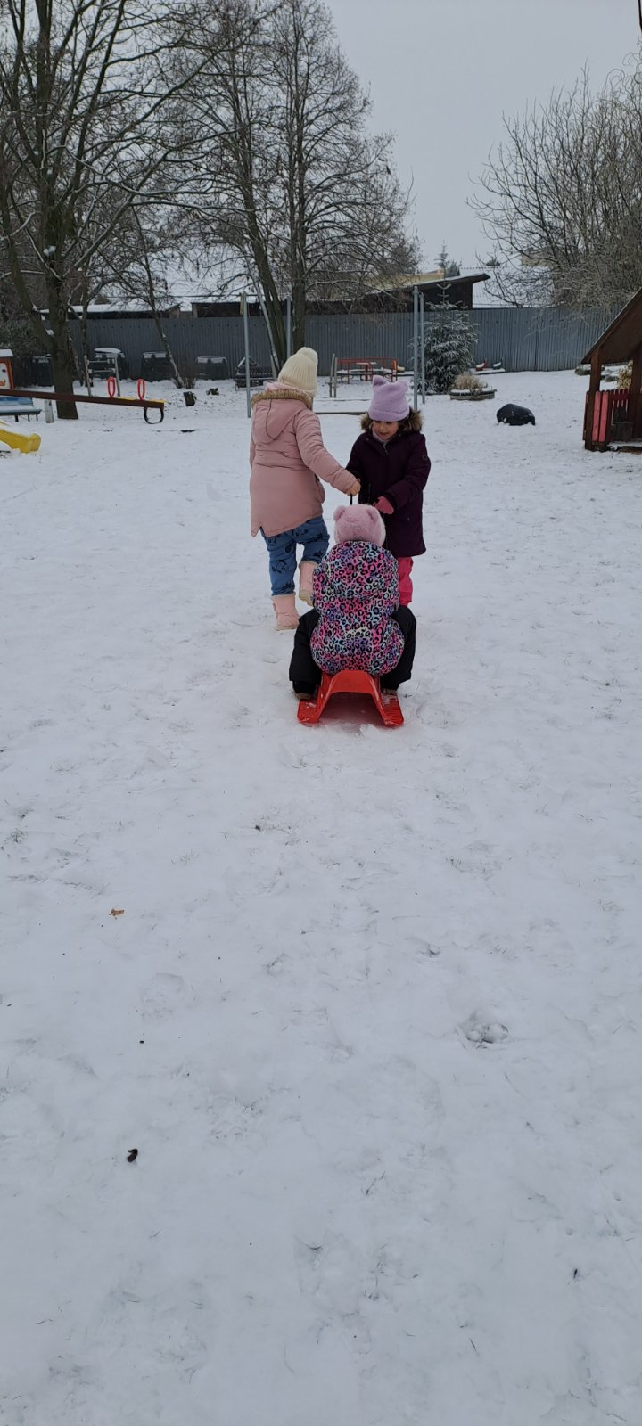 IMG-8cbbe8f5259920742423143c85d8eeed-V