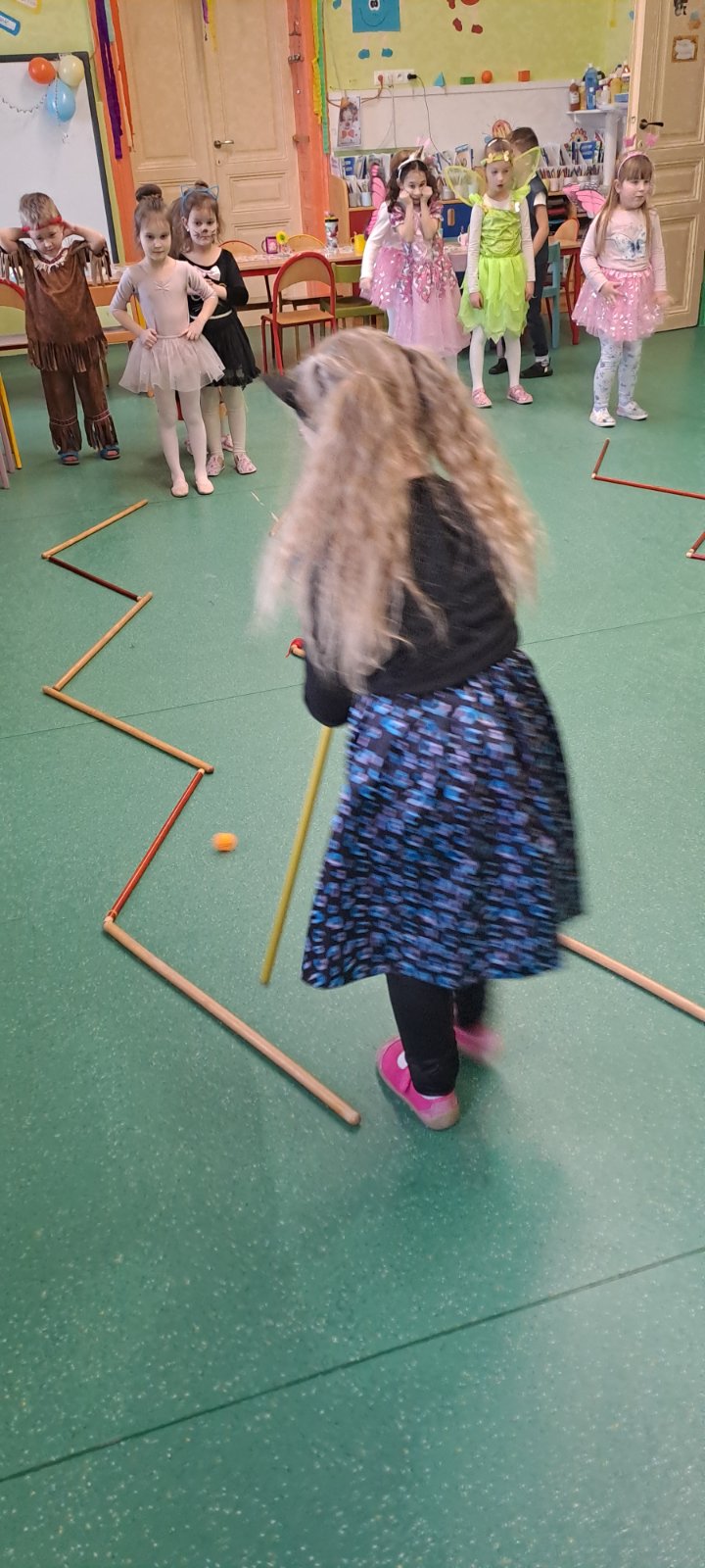 IMG-a76e9c316ff3047bcdb2762e0194d041-V