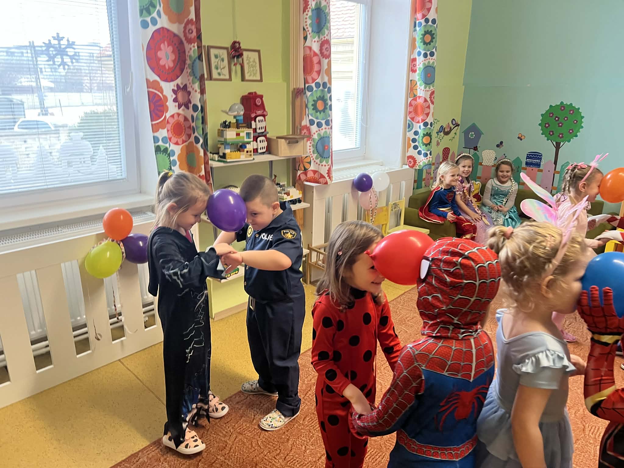 Messenger_creation_5B239E59-EA81-4907-9DEF-884BB91F1ED8