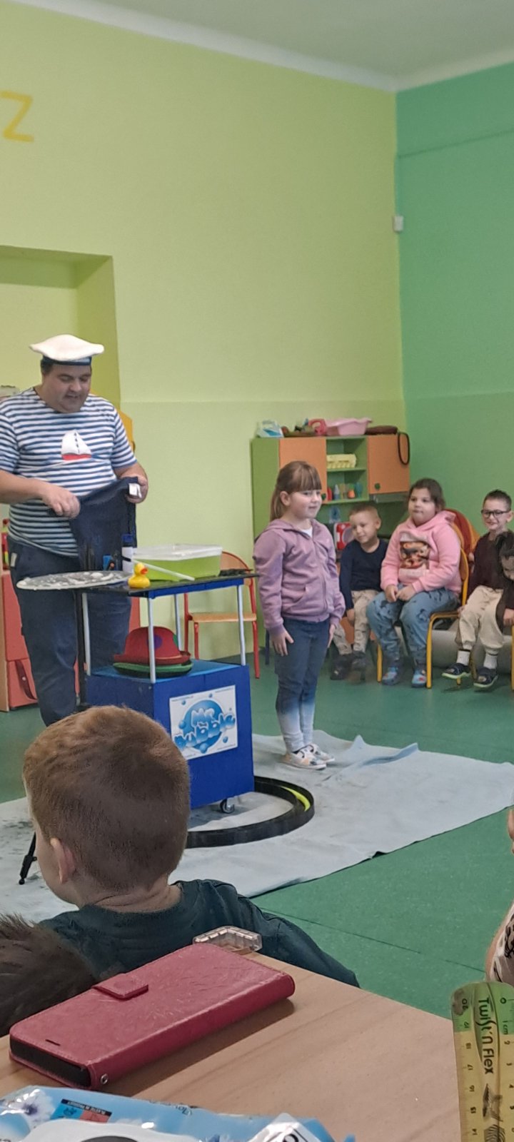 IMG-edc1bf44f432d722106cdf62f5538f82-V