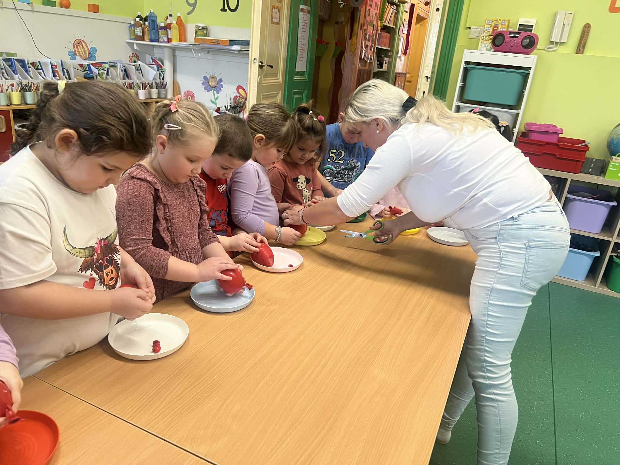 Messenger_creation_A53C9C0B-3389-49B9-96E5-3FE0F1062D2D