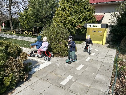 Messenger_creation_36F383AE-B068-4014-8C7D-A1D77565AA18