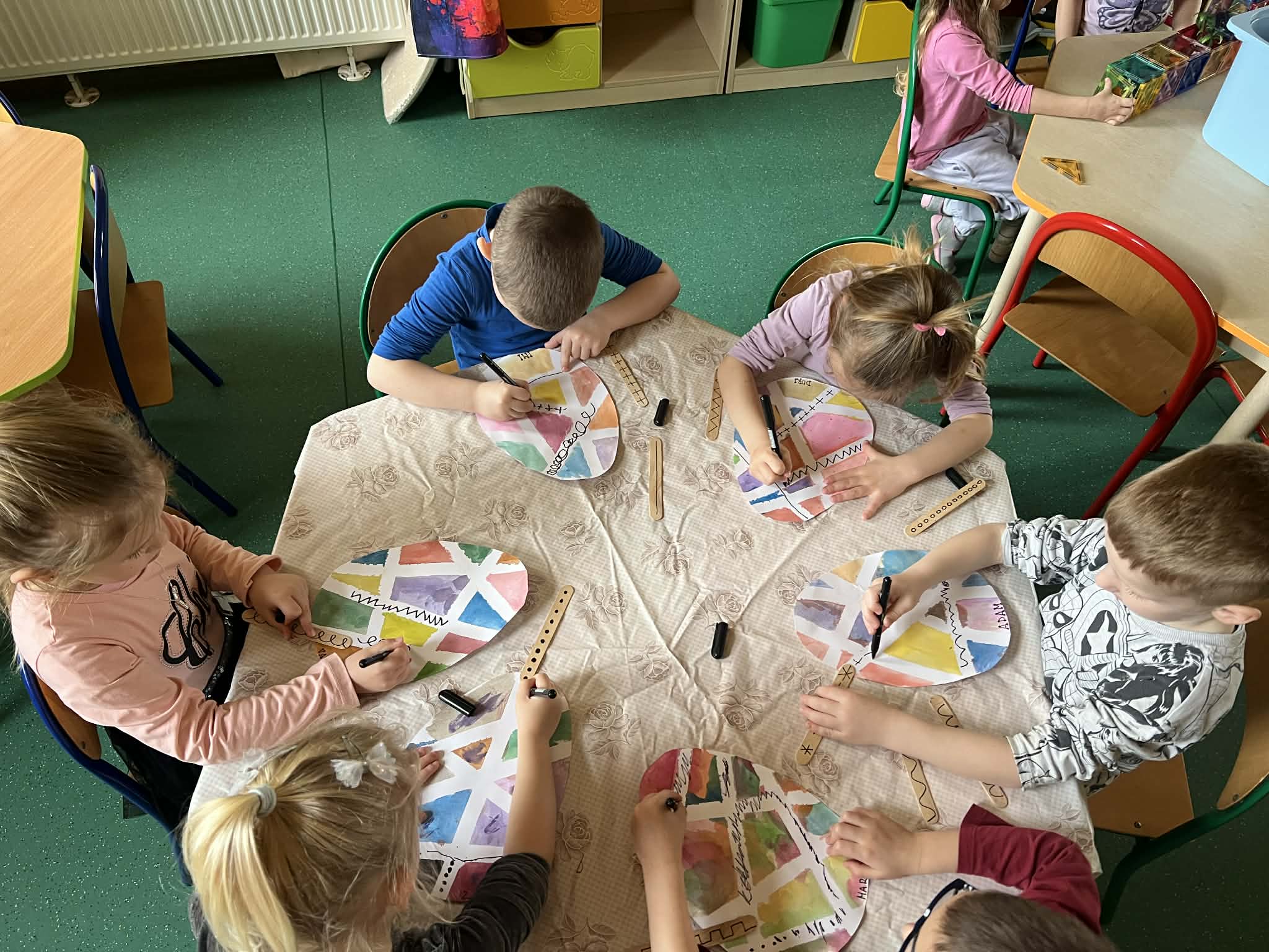 Messenger_creation_13B49F07-2744-4036-85D8-65AD29E1733F