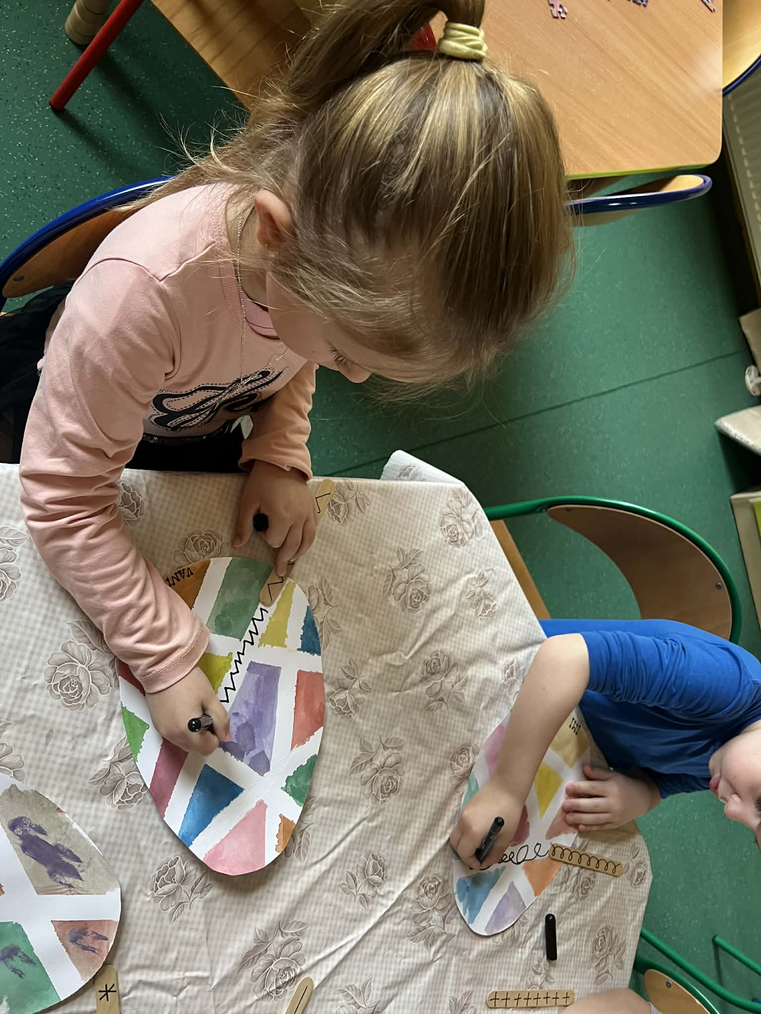 Messenger_creation_80025AD9-0987-4FA1-967C-C49DD71AC63A